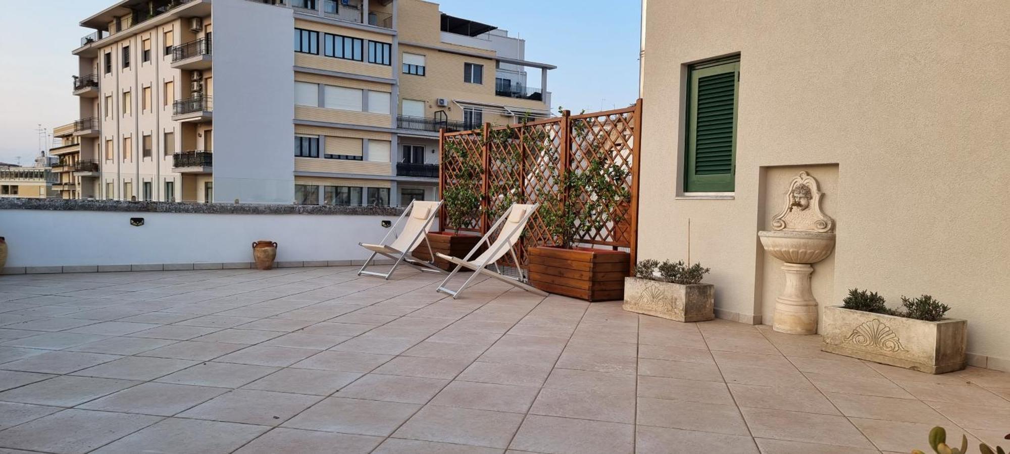 The Golden Hour, Luxury Apartment With A Panoramic View Lecce Exterior photo